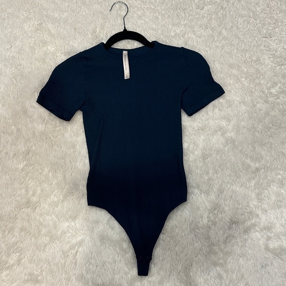 Aritzia Babaton Dark Green One Piece - Picture 1 of 10